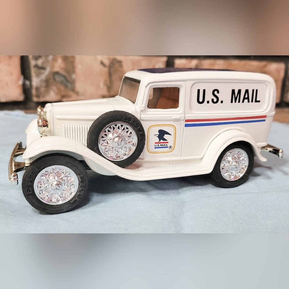 U.S. Mail Truck Bank